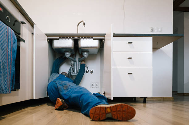 Professional Drain Cleaning technician working in Litchfield, MI